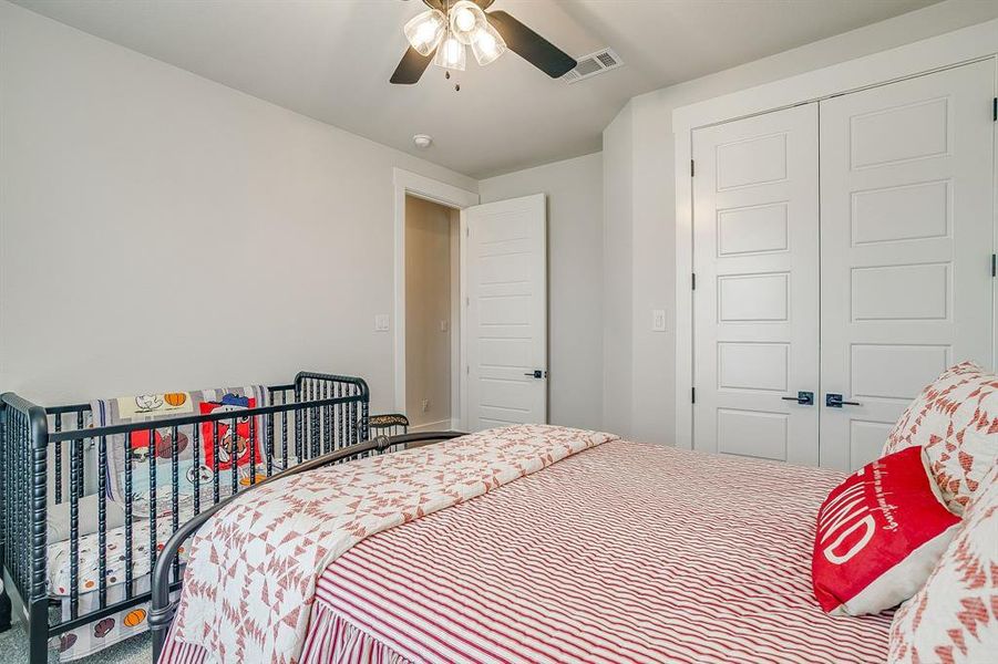 Furnished interior view inside a new home in , Waxahachie (Image 19).