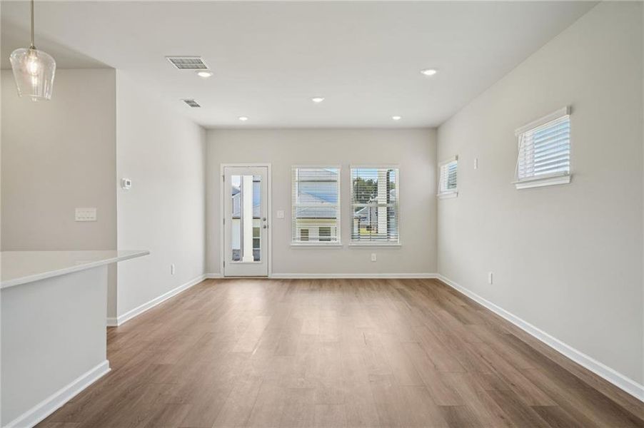 Spacious, unfurnished interior of a new home in Martin Springs - Reserve Series, Lawrenceville (Image 29).