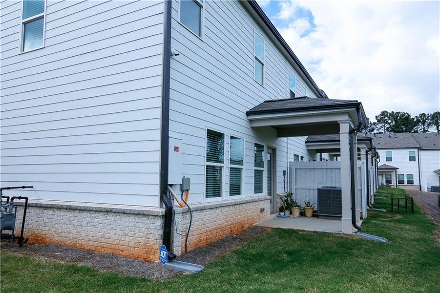 Exterior details and patio area of a home in , Lawrenceville (Image 26).