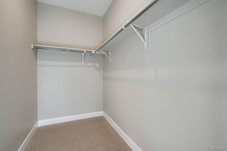 Spacious, unfurnished interior of a new home in , Lakewood (Image 20).