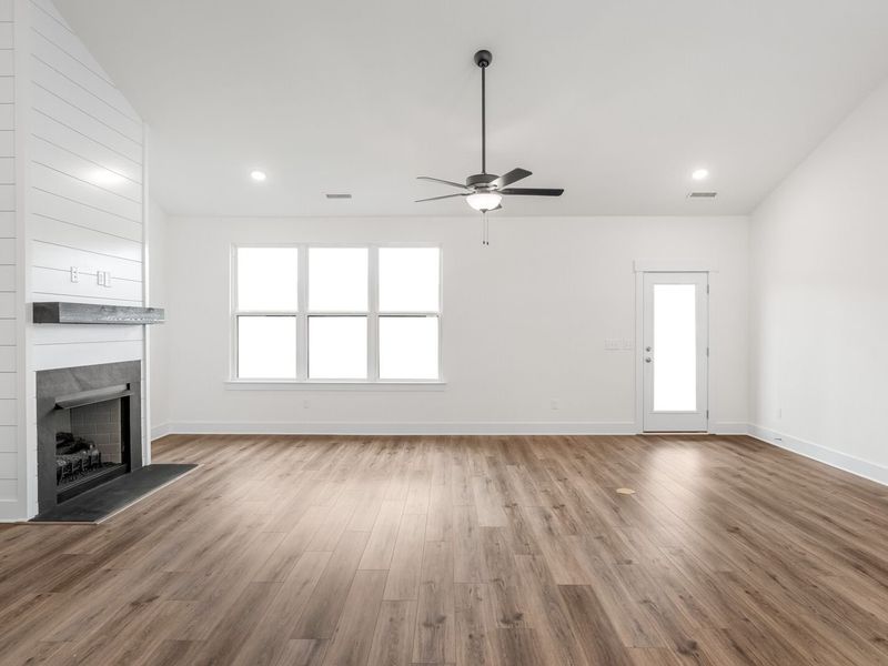 Spacious, unfurnished interior of a new home in Benders Cove, Mount Juliet (Image 31). Spacious, unfurnished interior of a new home in Benders Cove, Mount Juliet (Image 31).