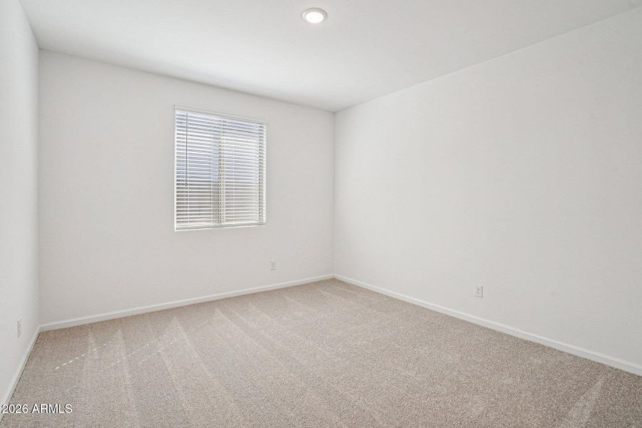 24-web-or-mls-W Camden Ave-S0703-024