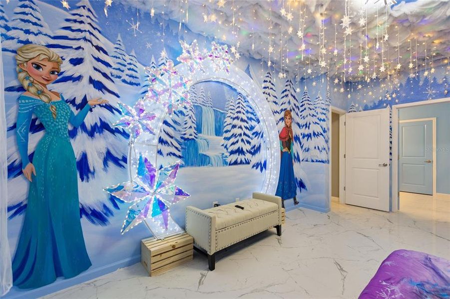 Furnished interior view inside a new home in , Kissimmee (Image 49).