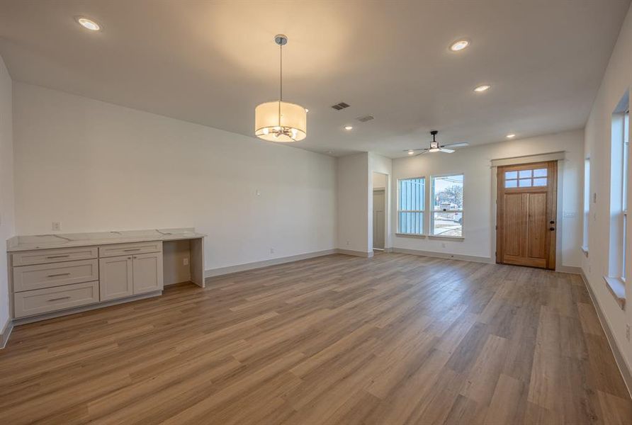 Spacious, unfurnished interior of a new home in , Fort Worth (Image 17).