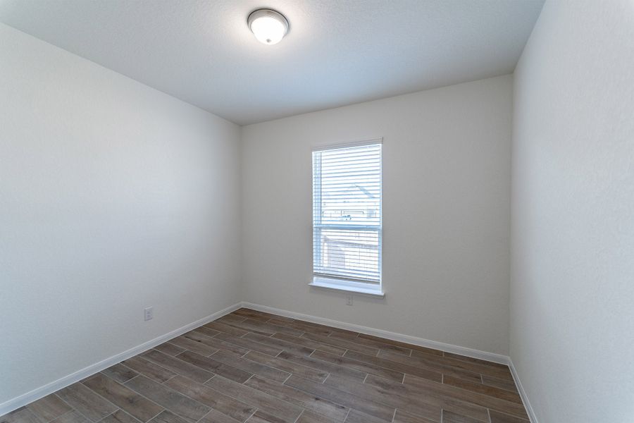 Spacious, unfurnished interior of a new home in Arcadia Ridge, San Antonio (Image 13).
