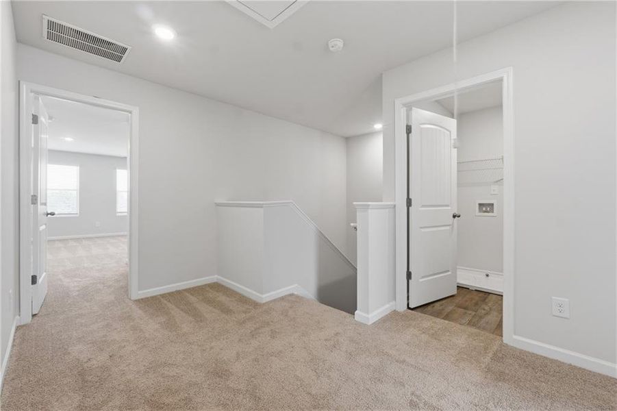 Spacious, unfurnished interior of a new home in Moss Creek, Hogansville (Image 28).