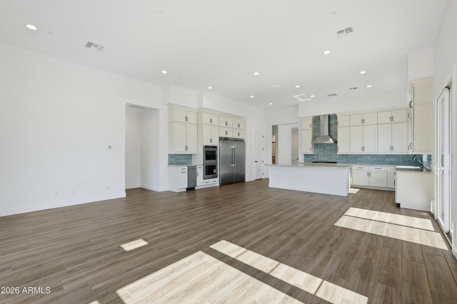 017_ListerPros 017_ListerPros