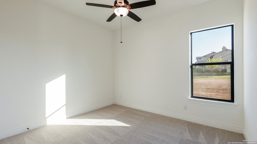Spacious, unfurnished interior of a new home in , New Braunfels (Image 24).