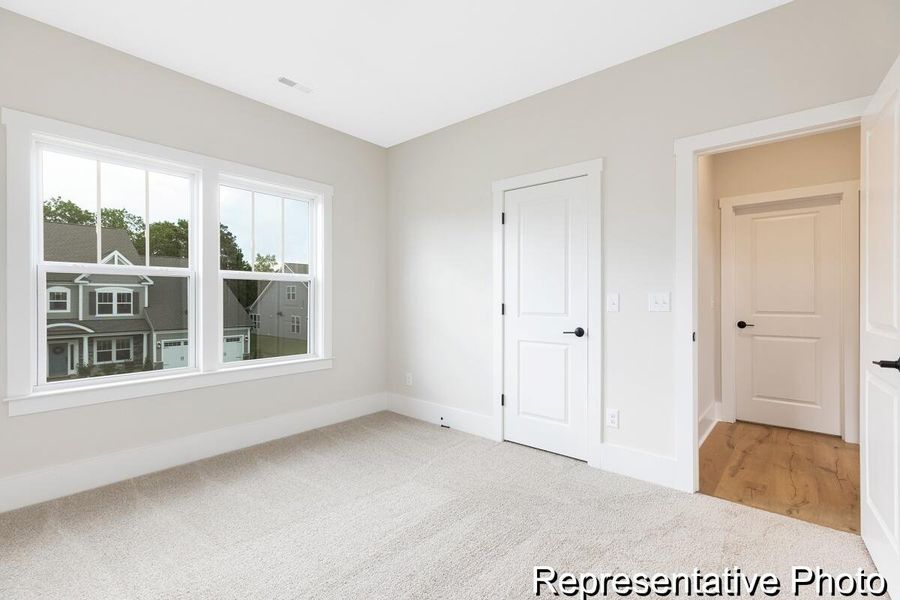 Spacious, unfurnished interior of a new home in , Ridgeville (Image 19).