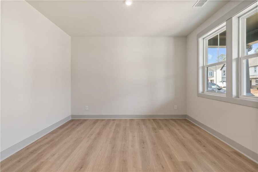 Spacious, unfurnished interior of a new home in Cambridge at Steels Bridge, Canton (Image 20). Spacious, unfurnished interior of a new home in Cambridge at Steels Bridge, Canton (Image 20).