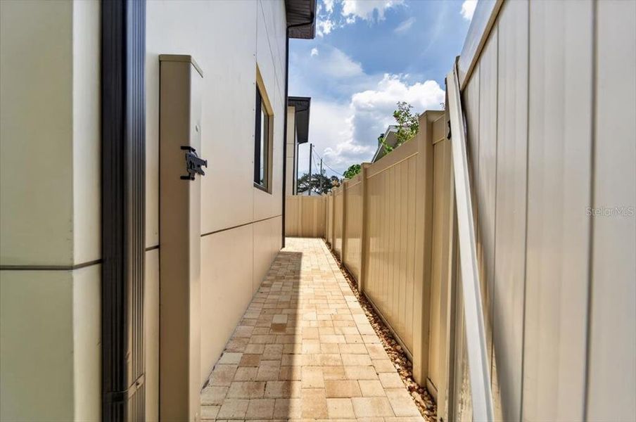 Exterior details and patio area of a home in , Tampa (Image 35).