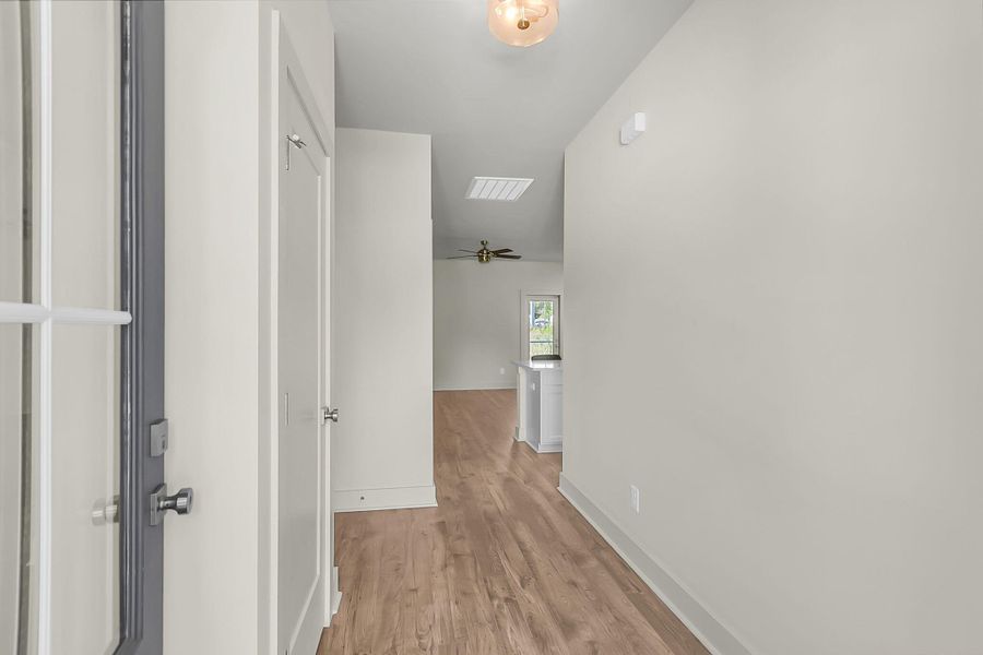 Spacious, unfurnished interior of a new home in , North Charleston (Image 28).