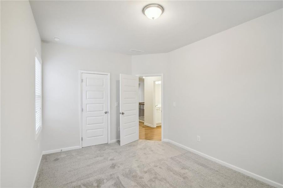 Spacious, unfurnished interior of a new home in Pinecrest Ridge, Dacula (Image 20). Spacious, unfurnished interior of a new home in Pinecrest Ridge, Dacula (Image 20).