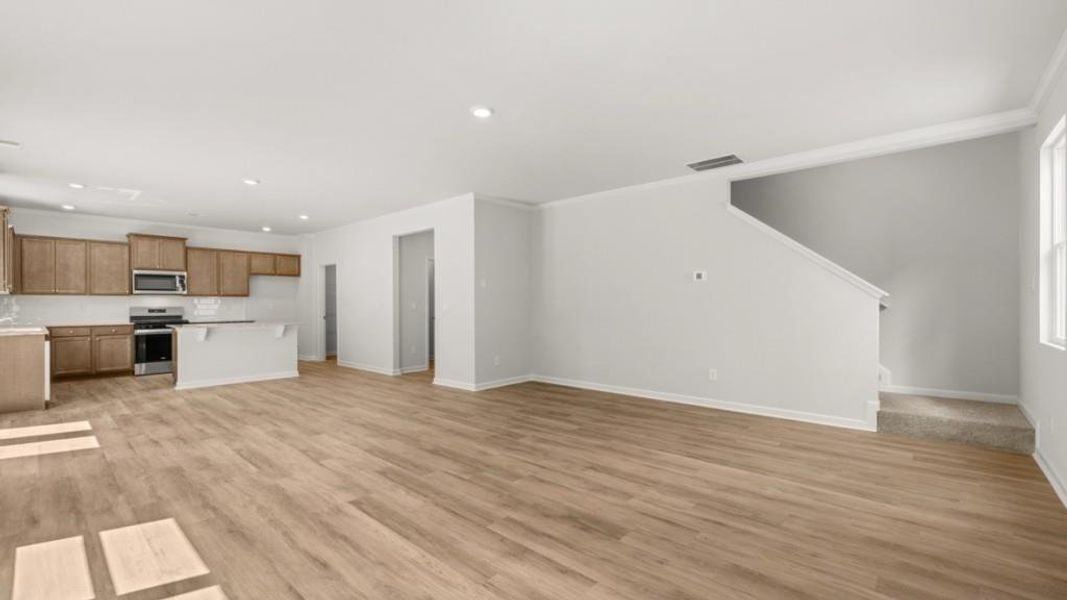 Spacious, unfurnished interior of a new home in Northwoods at Mirror Lake, Villa Rica (Image 35).