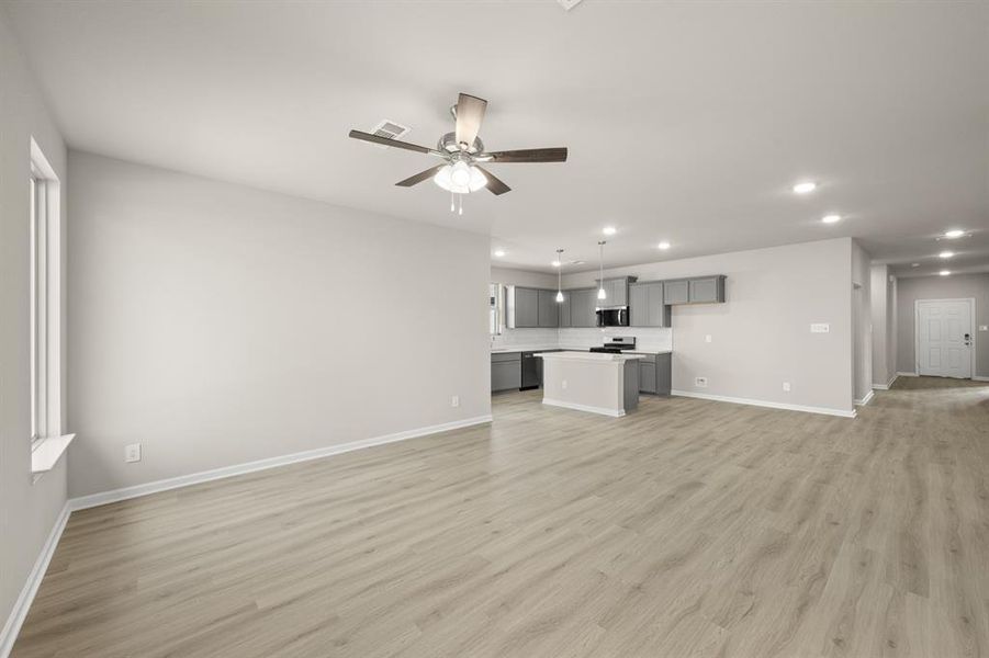 10928 Cacao- Living Room-2