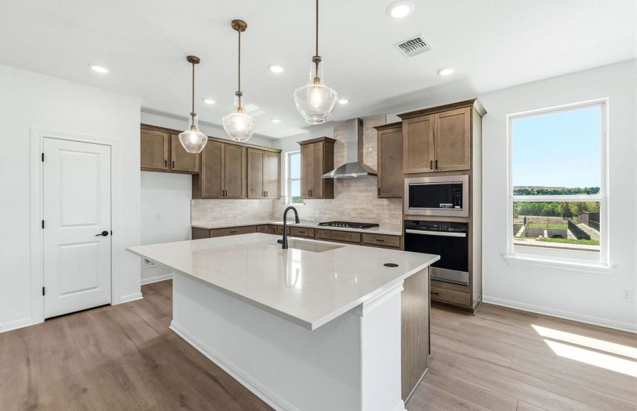 Furnished interior view inside a new home in Crescent Bluff, Georgetown (Image 11).