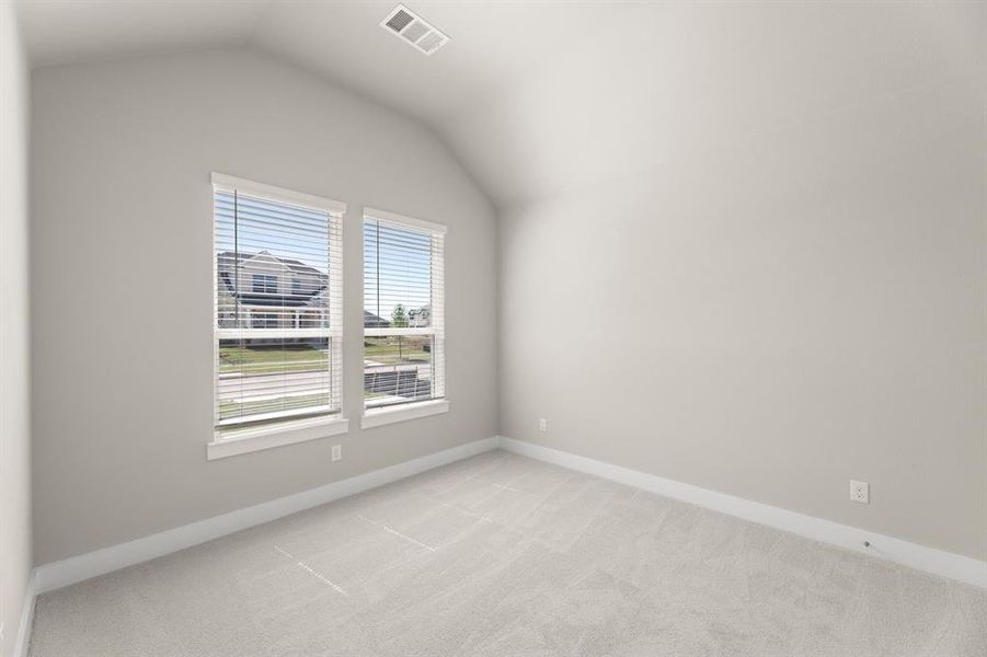 Spacious, unfurnished interior of a new home in Villages of Creekwood, Frisco (Image 21).