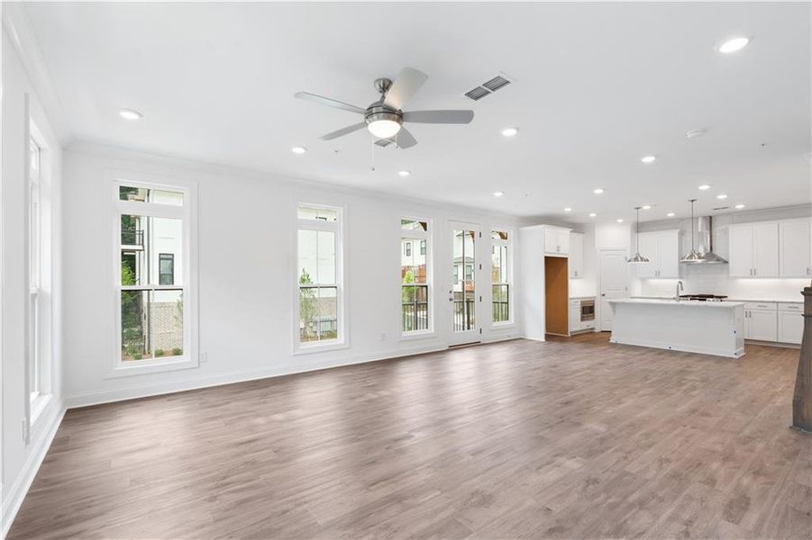 Spacious, unfurnished interior of a new home in Waterhaven, Cumming (Image 20).