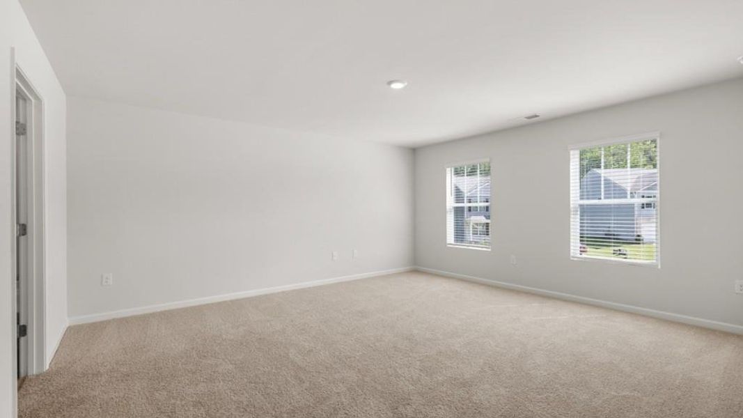 Spacious, unfurnished interior of a new home in Oakleigh Glen, Dallas (Image 28).
