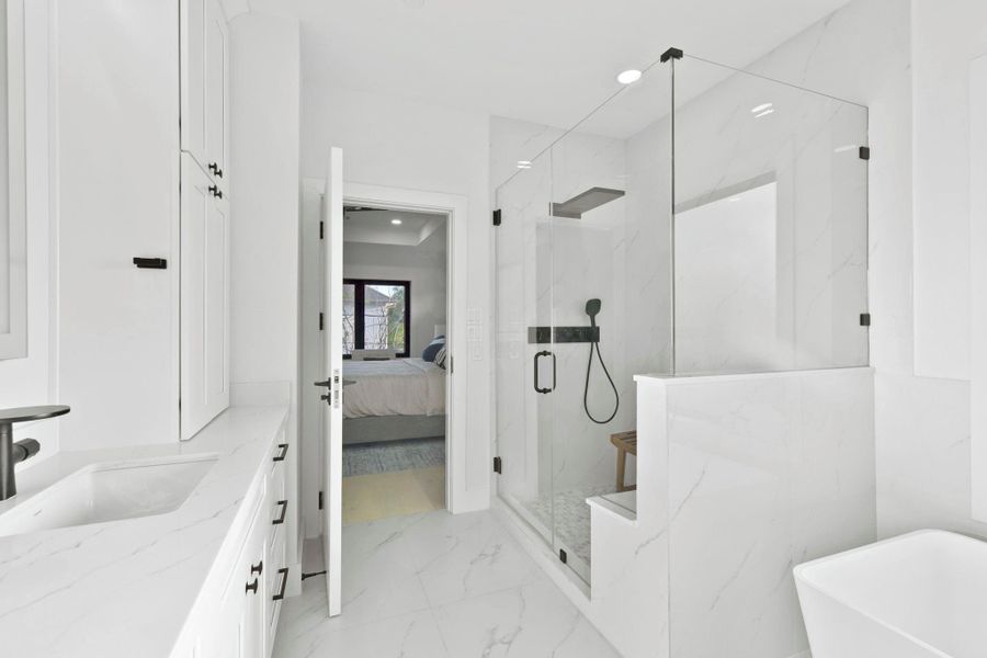 Furnished interior view inside a new home in , Bellaire (Image 38). Furnished interior view inside a new home in , Bellaire (Image 38).