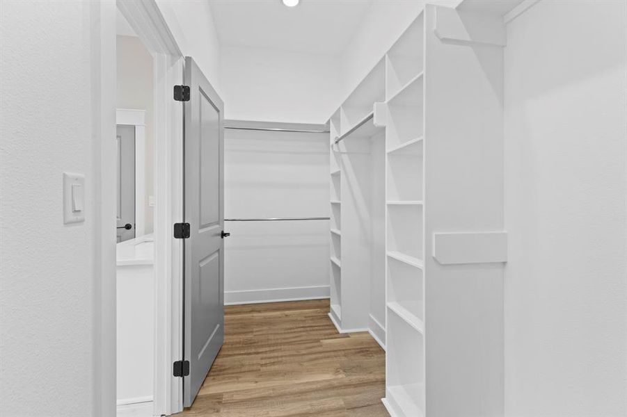 Spacious, unfurnished interior of a new home in , Tyler (Image 25).