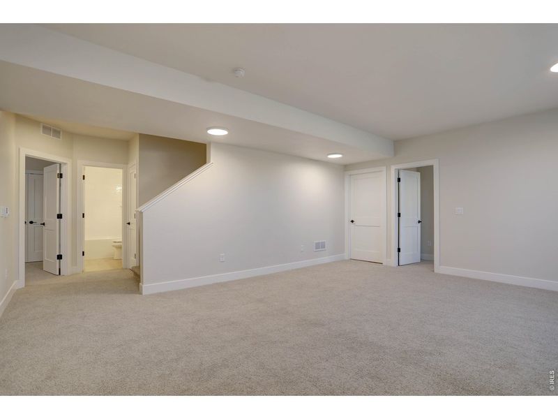Spacious, unfurnished interior of a new home in , Louisville (Image 19).