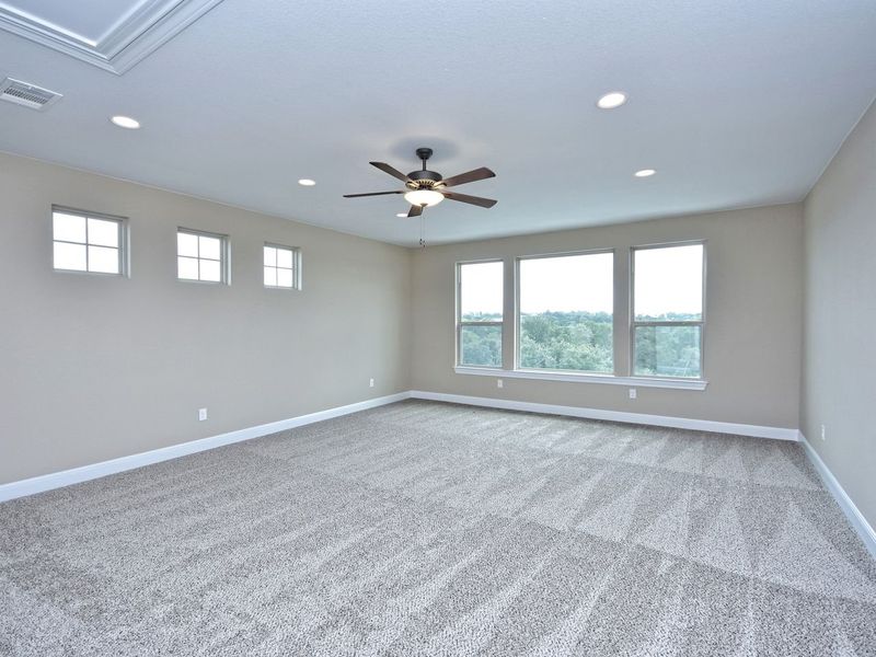 Representative unfurnished interior of a home built from the Madera II by Giddens Homes in Scofield Farms Estates, Georgetown (Image 366).