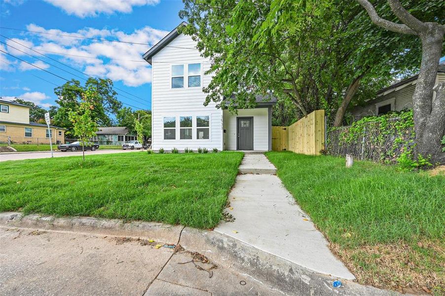 View of front of home with a front lawn