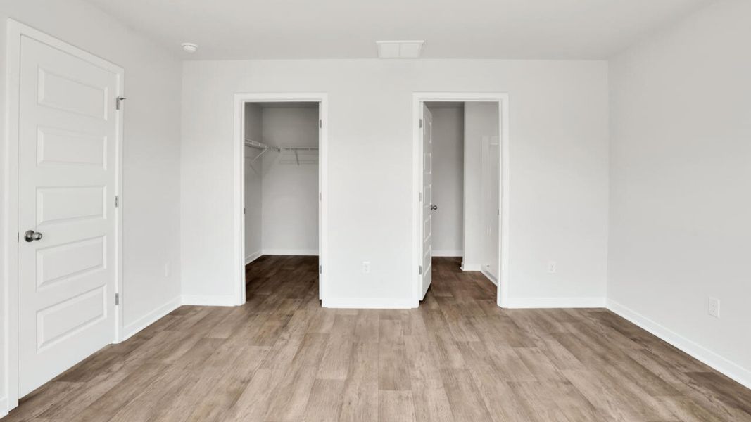 Spacious, unfurnished interior of a new home in Lockwood Landing, Supply (Image 15).