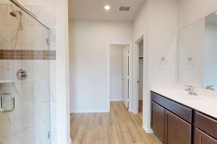 Image 39 of a home in Kings Way.