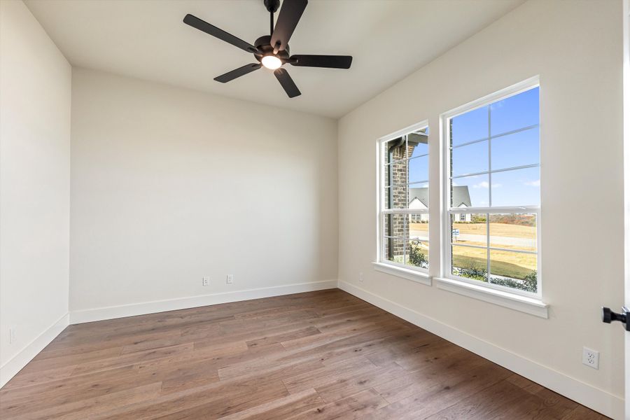 Spacious, unfurnished interior of a new home in Eagle Ridge Estates, Weatherford (Image 18).