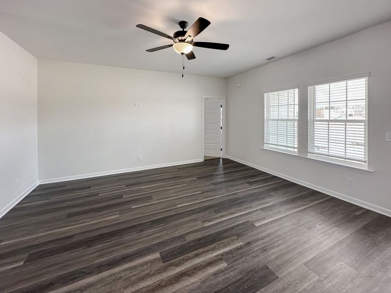 Spacious, unfurnished interior of a new home in Doctor's Creek, Ludowici (Image 13).