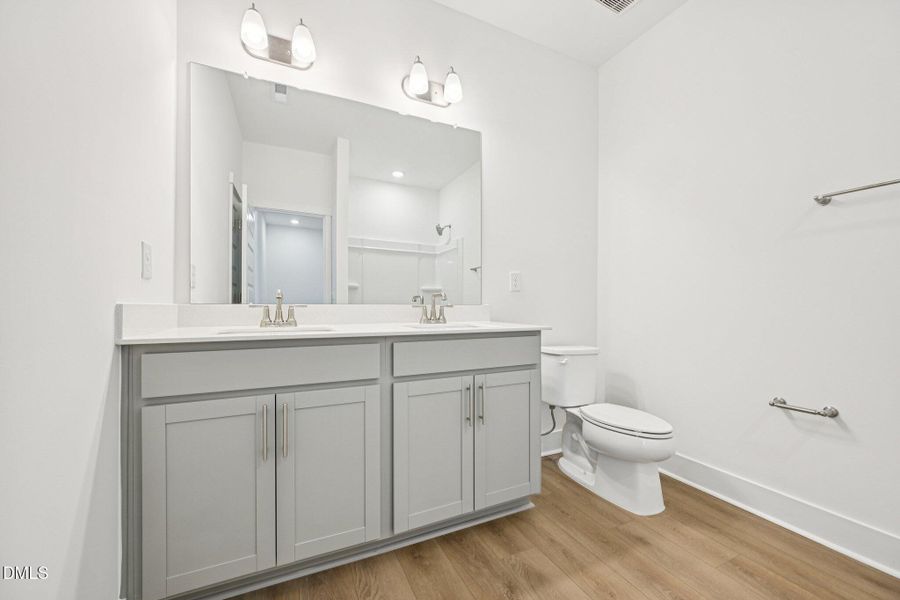 25-web-or-mls-Bayflower Wy-S3101-025