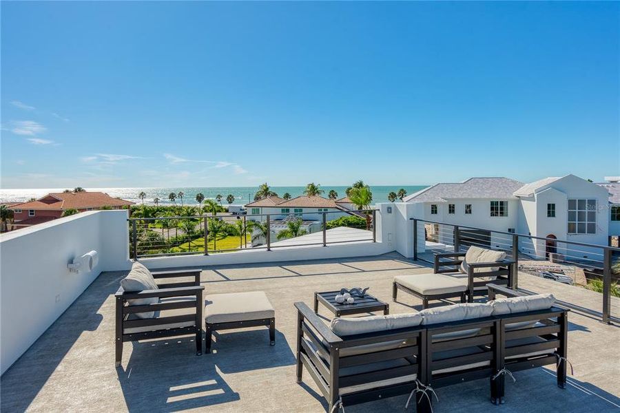Exterior details and patio area of a home in , Longboat Key (Image 3).