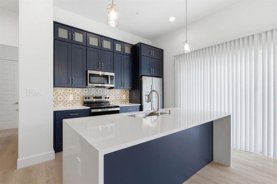 Furnished interior view inside a new home in , Dallas (Image 28).