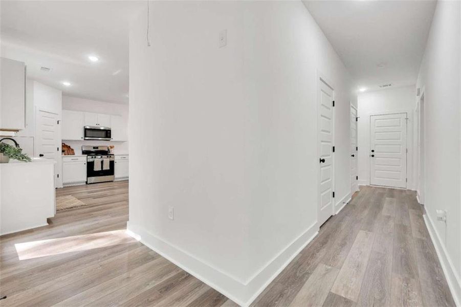 Spacious, unfurnished interior of a new home in , Covington (Image 23).