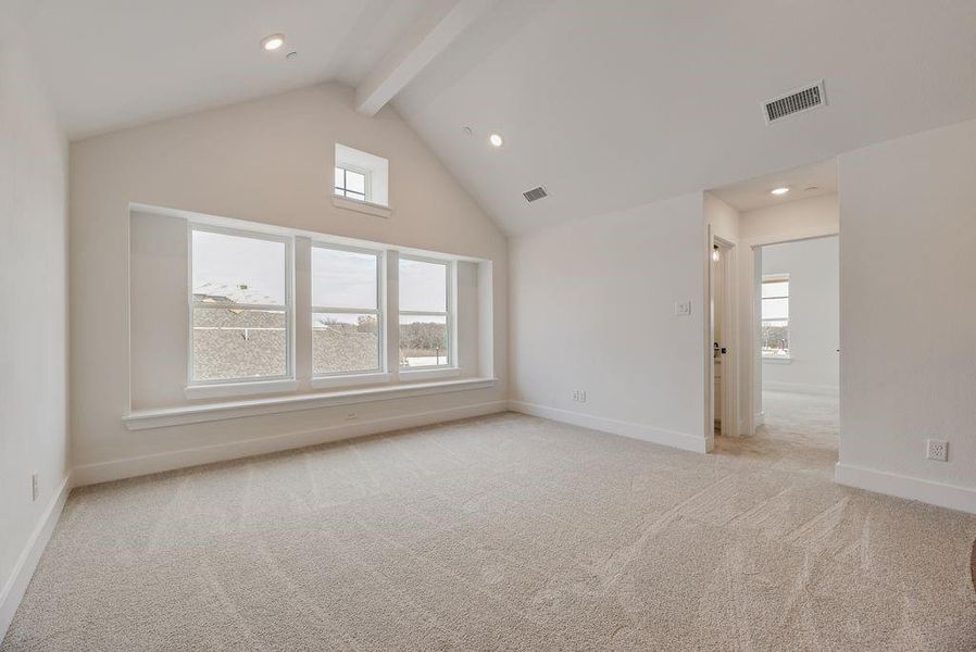 Spacious, unfurnished interior of a new home in Providence Cove, McKinney (Image 29).