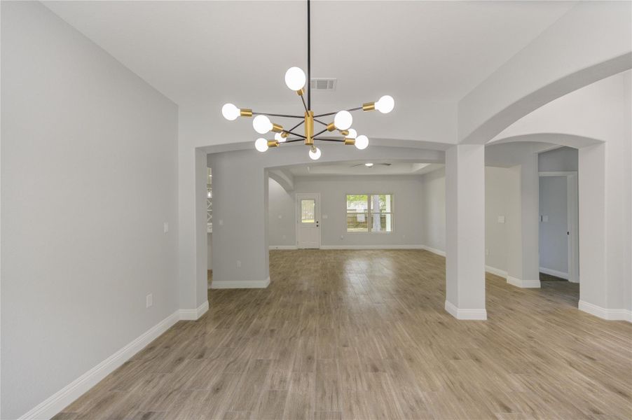 Spacious, unfurnished interior of a new home in , Woodbranch (Image 18).