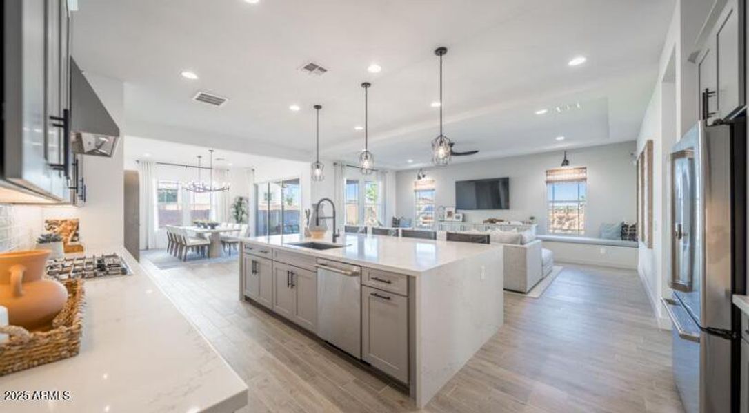 18956 E Druids Glen Road ~ Ready Now! 18956 E Druids Glen Road ~ Ready Now!