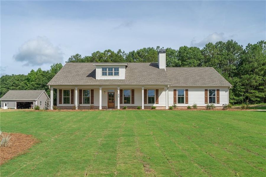 Exterior details and patio area of a home in , Social Circle (Image 17).