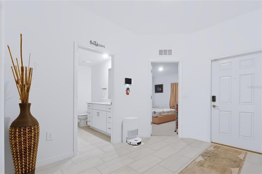 Furnished interior view inside a new home in , Wimauma (Image 14).