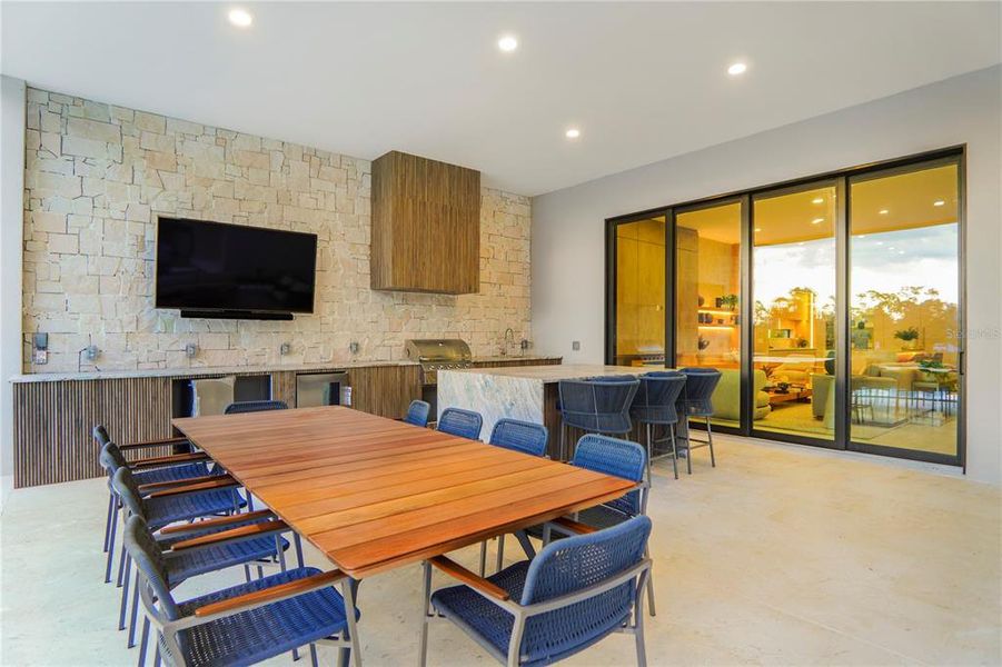 Furnished interior view inside a new home in , Windermere (Image 28).