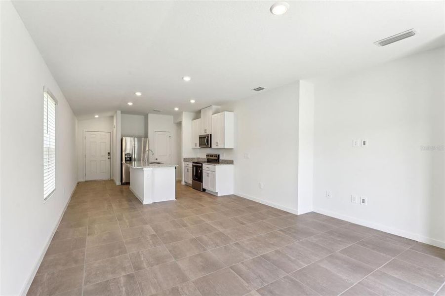 Spacious, unfurnished interior of a new home in Flagler Village - Classic Series, Palm Coast (Image 21).