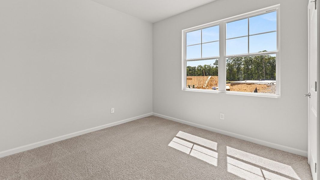Spacious, unfurnished interior of a new home in South Wind, Union City (Image 26).