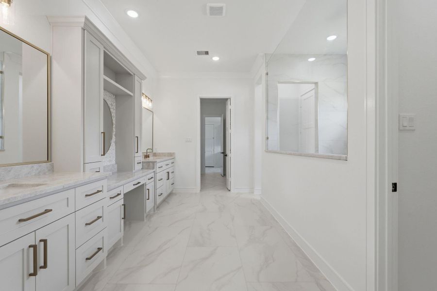 Furnished interior view inside a new home in , Willis (Image 35).