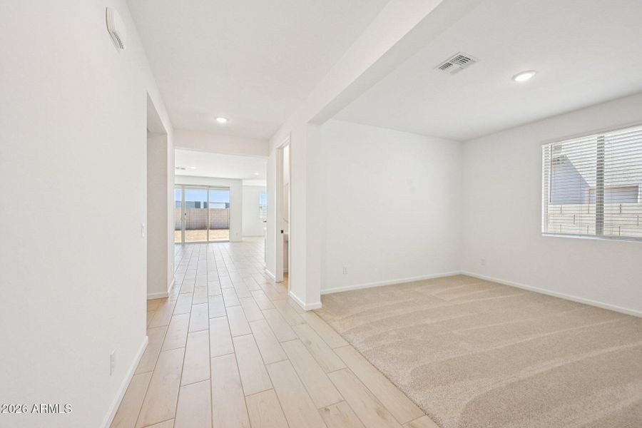 6-web-or-mls-W Brown St-S2703-006