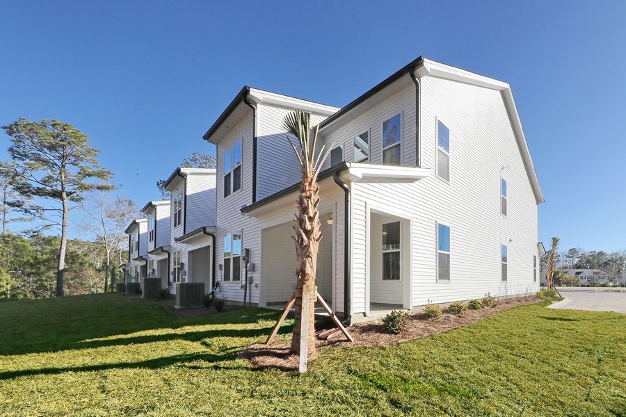 Exterior details and patio area of a home in Bally Castle, Murrells Inlet (Image 22).