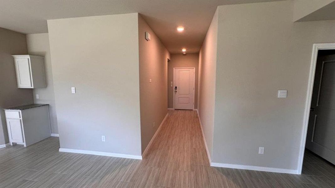 Spacious, unfurnished interior of a new home in Meadowbrook Estates, Cleburne (Image 18). Spacious, unfurnished interior of a new home in Meadowbrook Estates, Cleburne (Image 18).