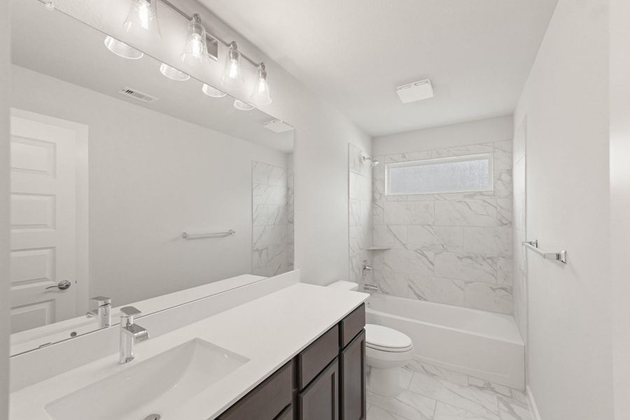 Furnished interior view inside a new home in Briarwood Crossing, Rosenberg (Image 2). Furnished interior view inside a new home in Briarwood Crossing, Rosenberg (Image 2).