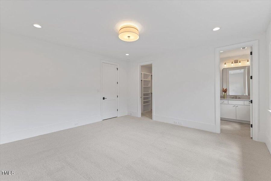 063-6844 Greystone Dr